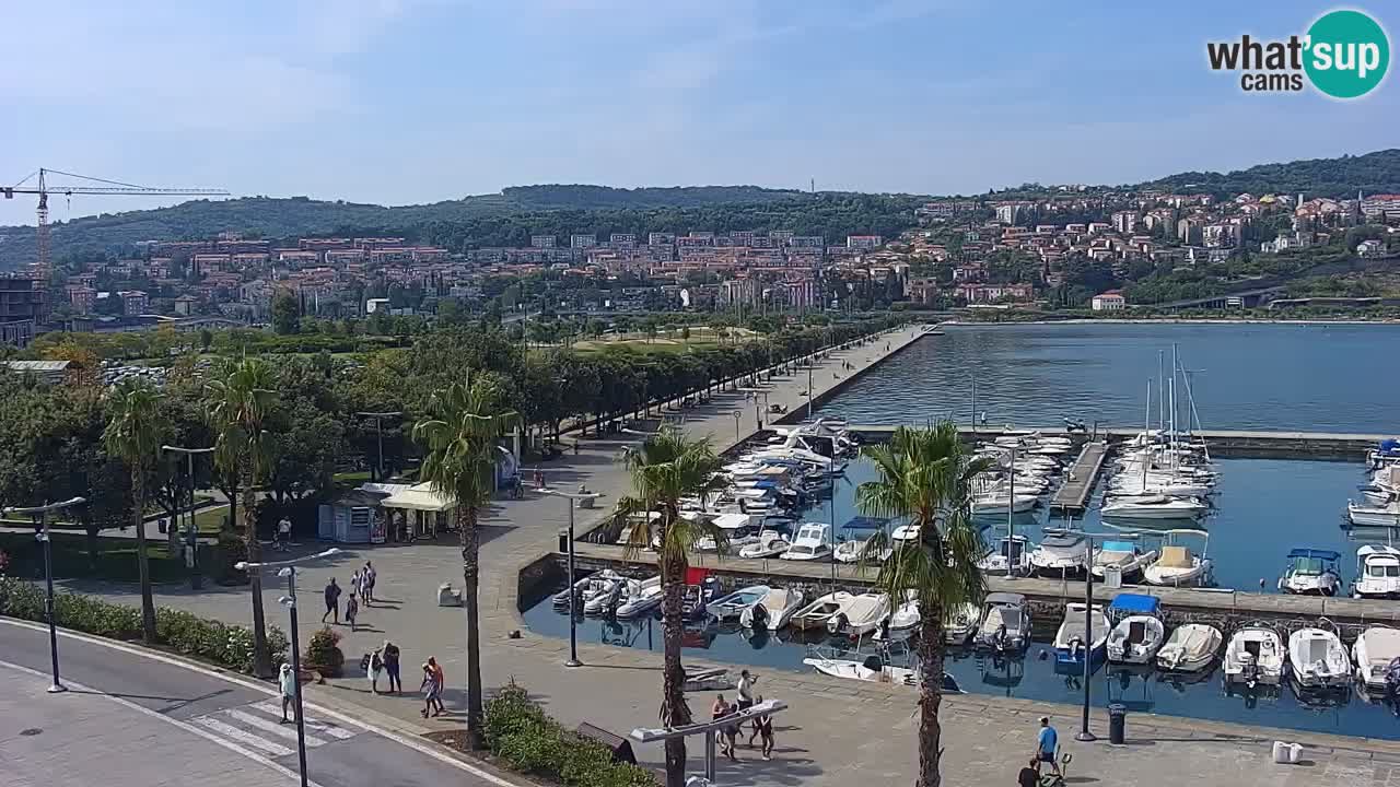 Spletna kamera Koper – Panorama na marino in promenado s Hotela Grand Koper