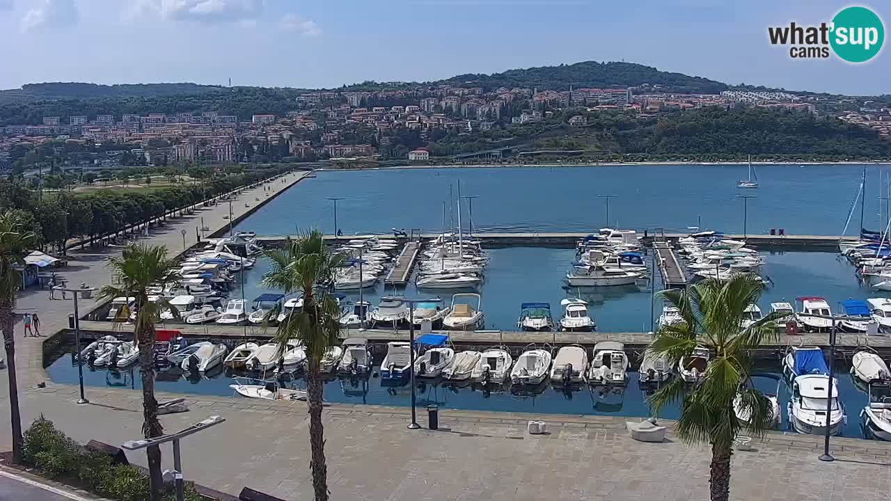 Spletna kamera Koper – Panorama na marino in promenado s Hotela Grand Koper