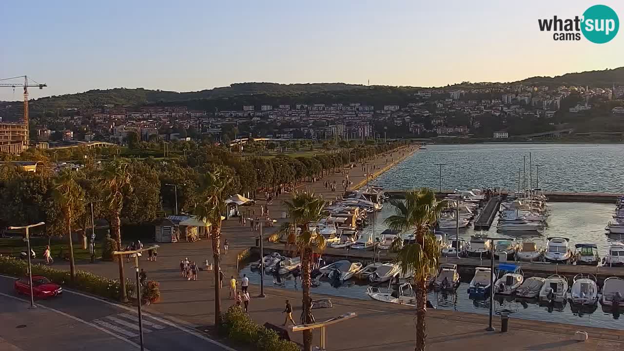 Der Hafen von Koper Live-Webcam – Kreuzfahrt- und Frachthafen – Slowenien