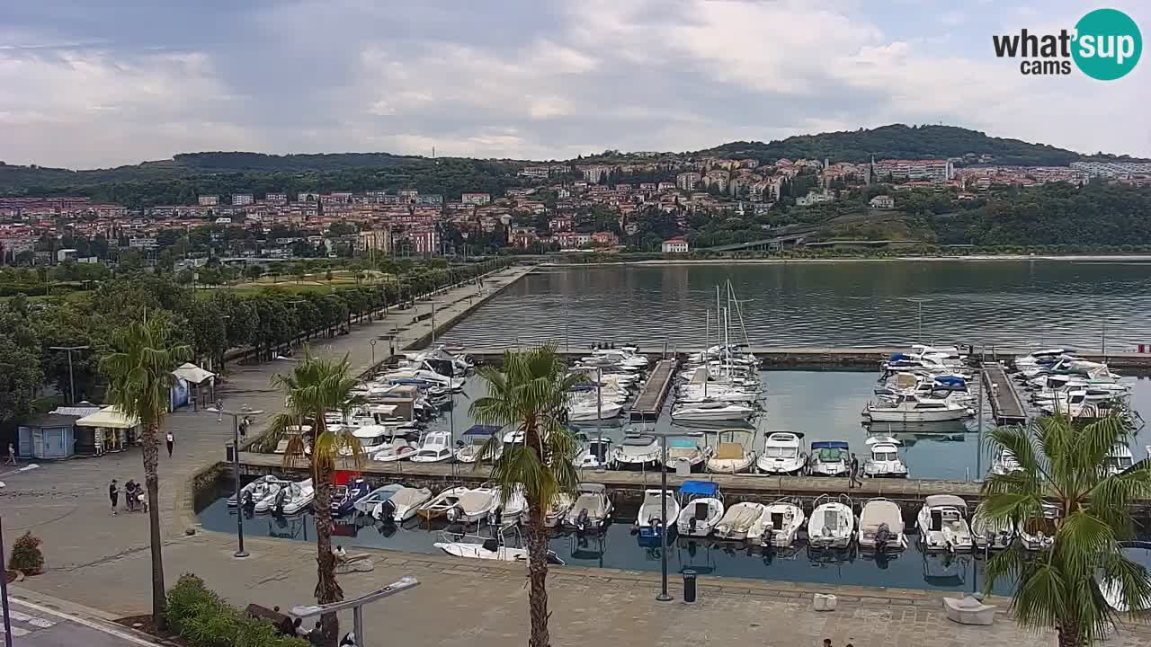 Camera en vivo Koper – puerto deportivo y paseo marítimo desde el Hotel Grand Koper