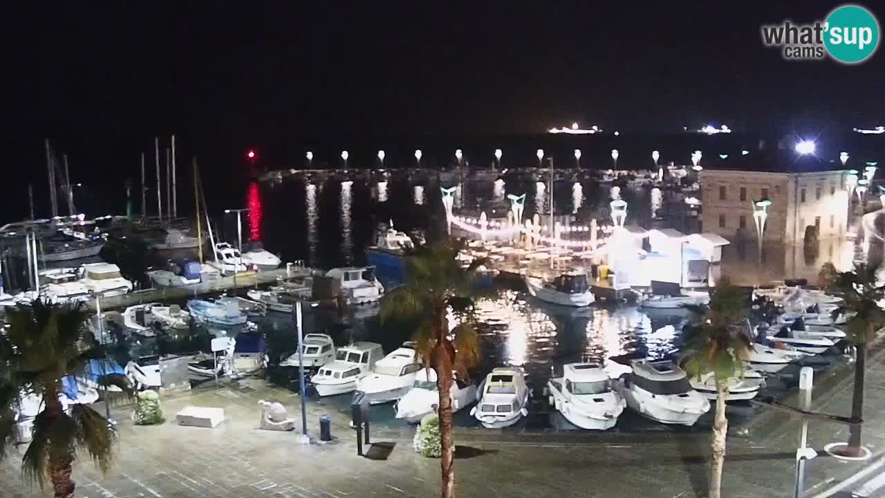 Webcam Koper – Panorama of the marina and promenade from the Grand Hotel Koper