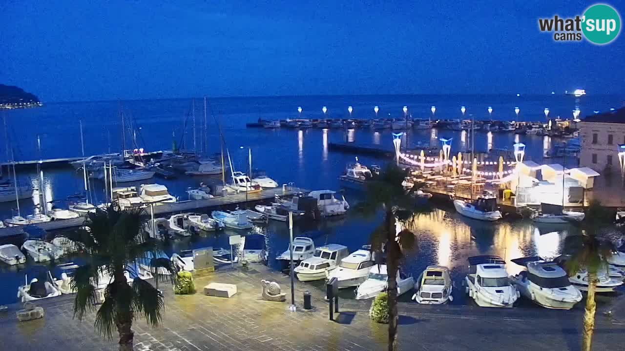 Camera en vivo Koper – puerto deportivo y paseo marítimo desde el Hotel Grand Koper