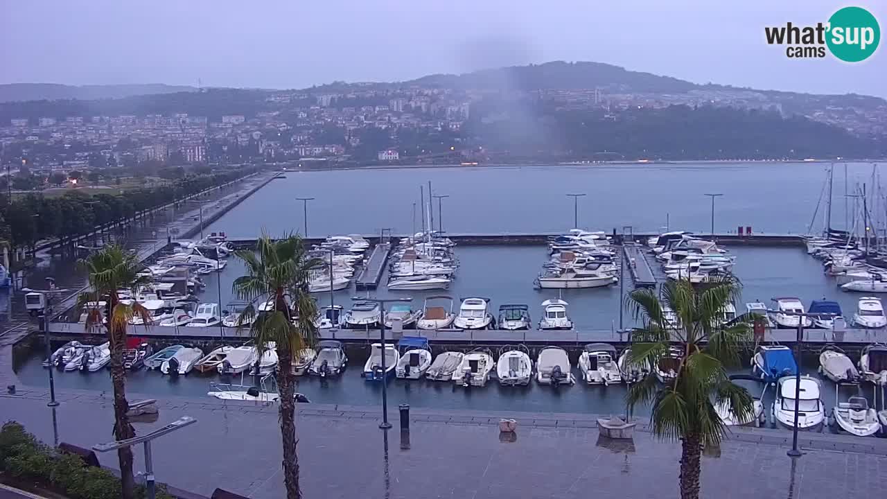 Web kamera Koper – marina i promenada – hotel Grand Koper