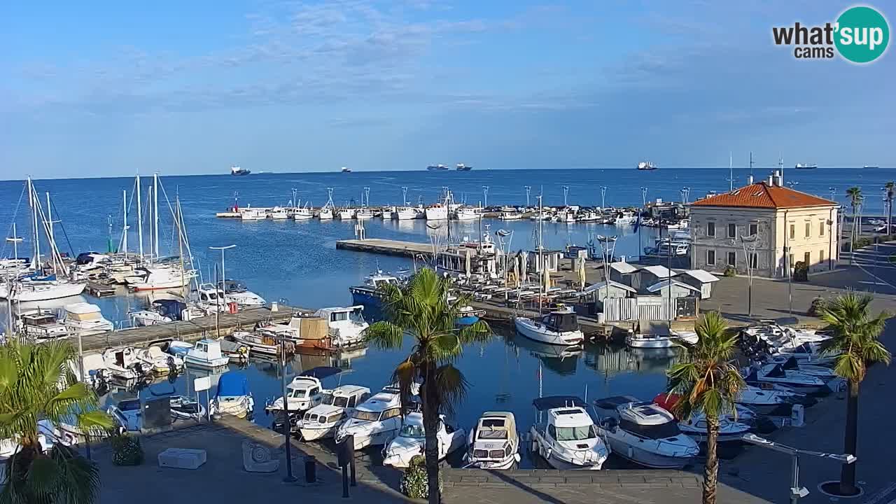 Camera en vivo Koper – puerto deportivo y paseo marítimo desde el Hotel Grand Koper