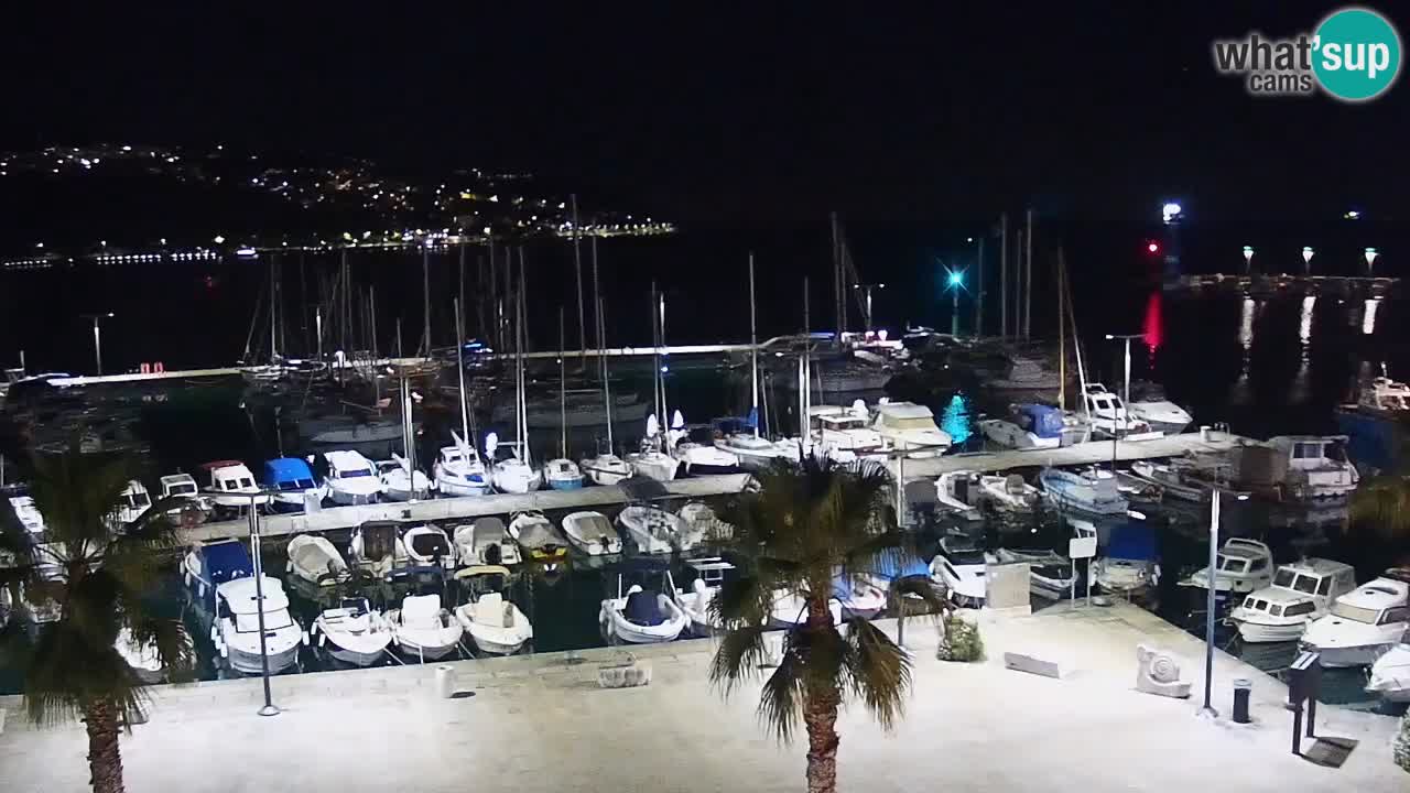 Spletna kamera Luka Koper v živo – Potniški terminal in tovorno pristanišče – Slovenija