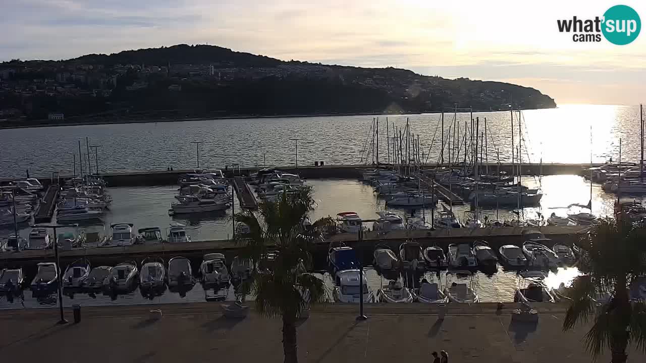 Web kamera Koper – marina i promenada – hotel Grand Koper