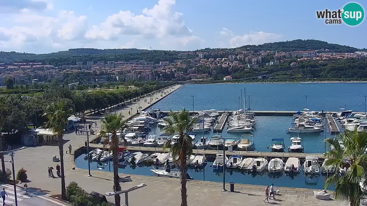 Luka Kopar uživo web kamera – Turistički terminal i teretna luka – Slovenija