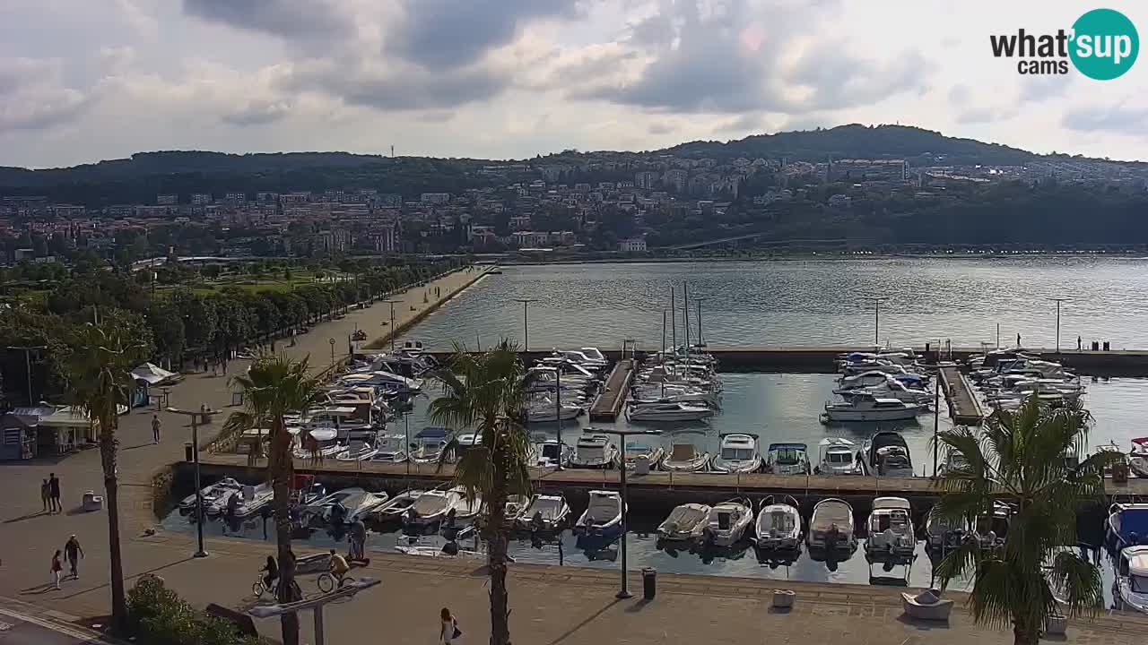 Camera en vivo Koper – puerto deportivo y paseo marítimo desde el Hotel Grand Koper