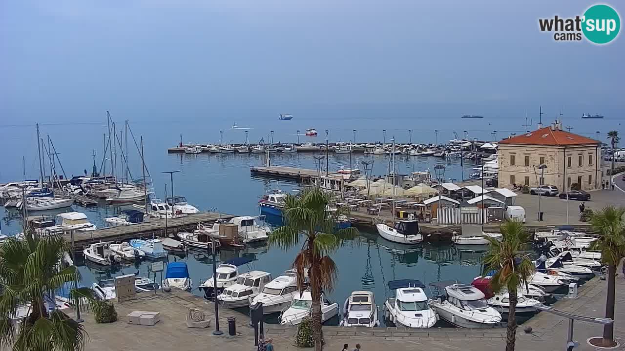 Webcam Koper – Panorama of the marina and promenade from the Grand Hotel Koper