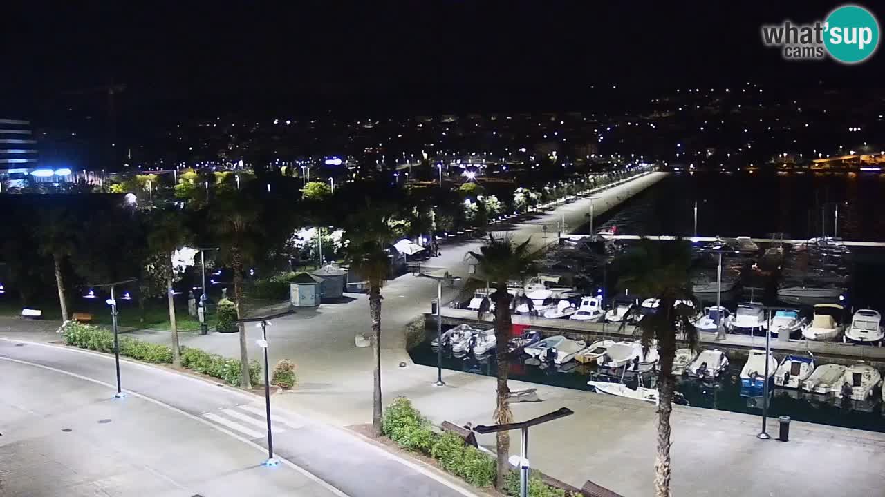 Der Hafen von Koper Live-Webcam – Kreuzfahrt- und Frachthafen – Slowenien