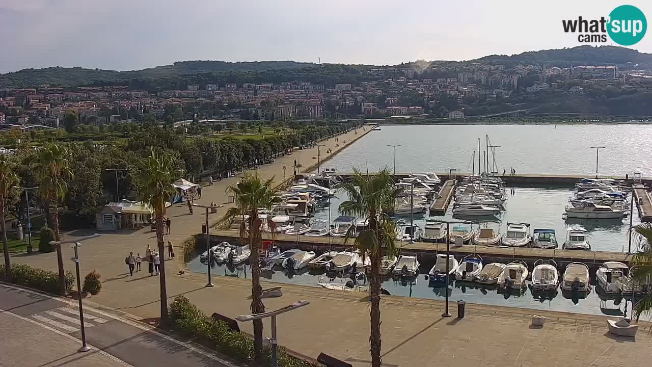 Camera en vivo Koper – puerto deportivo y paseo marítimo desde el Hotel Grand Koper