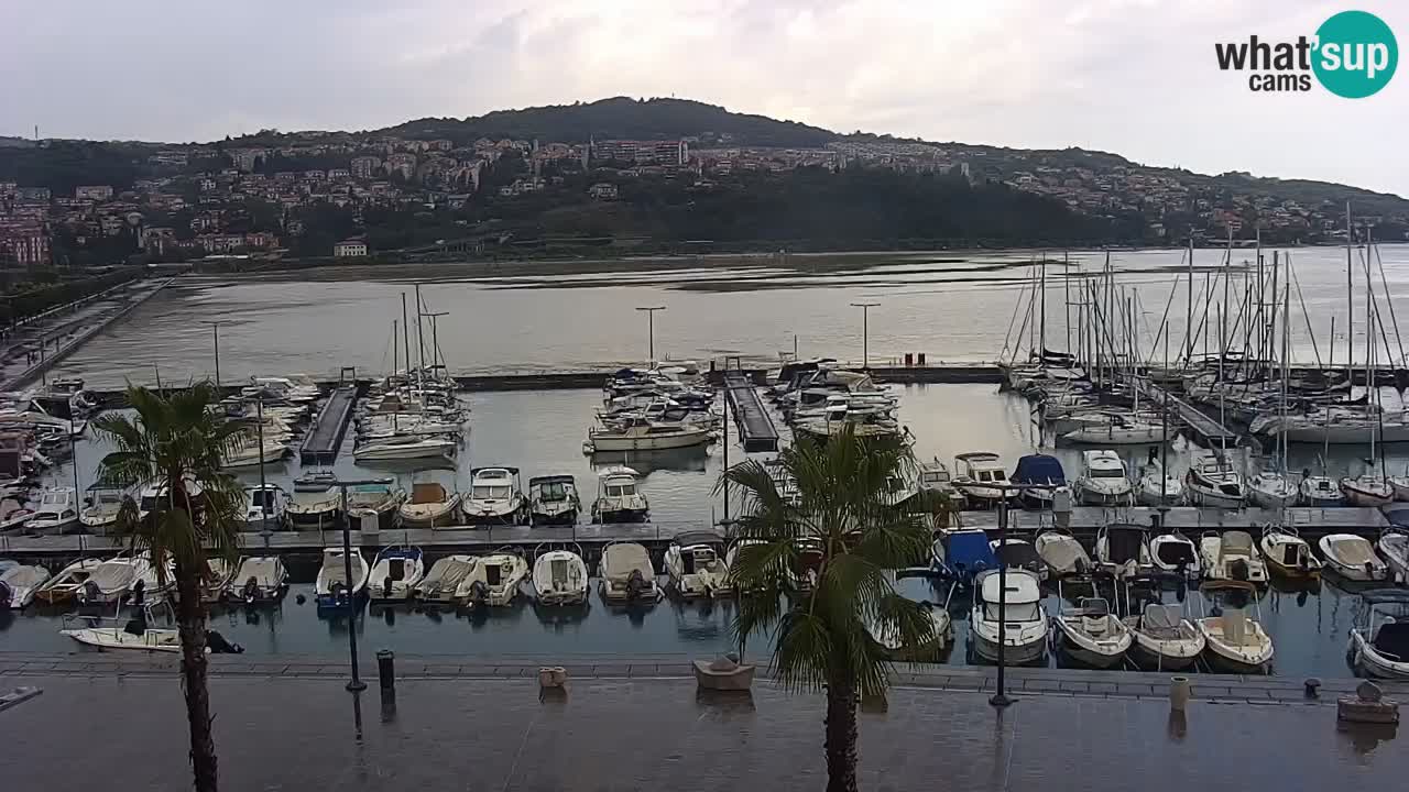 Webcam Koper – Panorama de la marina et de la promenade depuis le Grand Hotel Koper