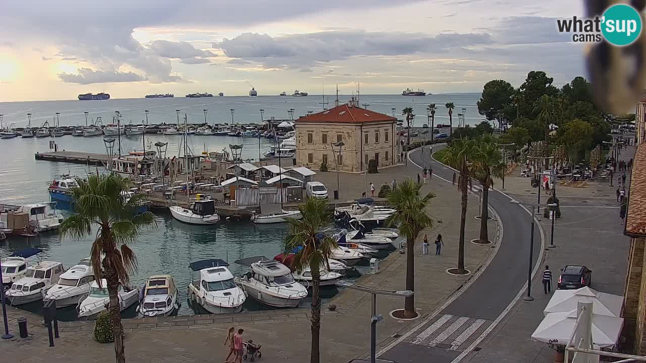 Web kamera Koper – marina i promenada – hotel Grand Koper