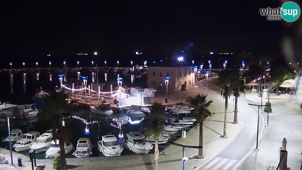 Spletna kamera Koper – Panorama na marino in promenado s Hotela Grand Koper