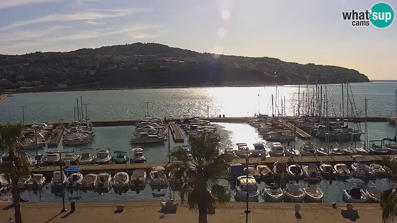 Webcam Koper – Panorama of the marina and promenade from the Grand Hotel Koper
