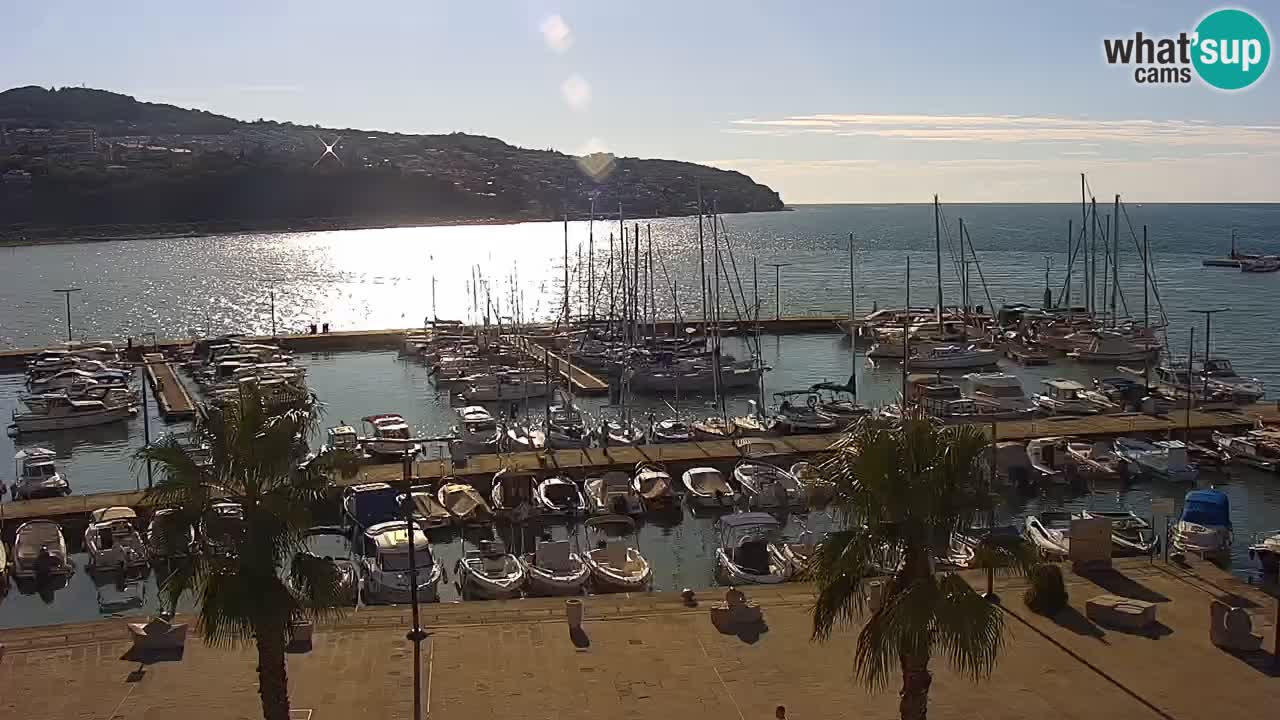 Camera en vivo Koper – puerto deportivo y paseo marítimo desde el Hotel Grand Koper
