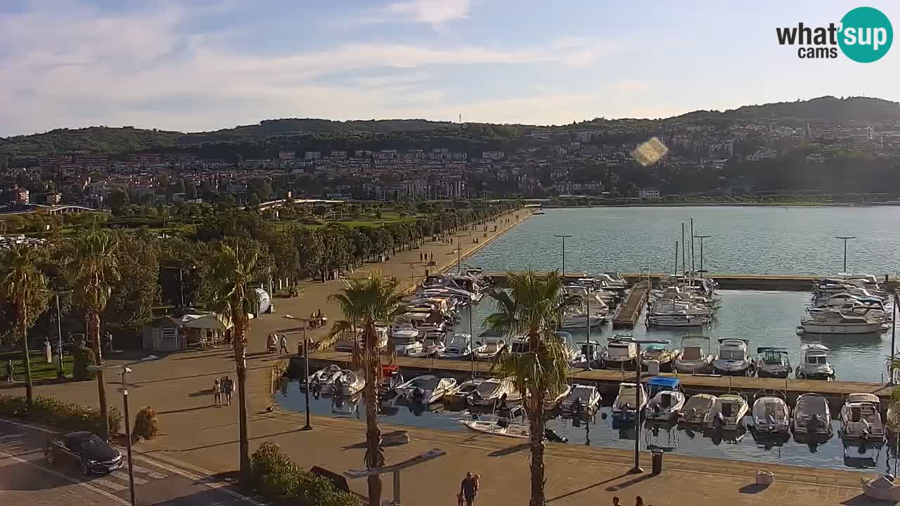 Webcam Koper – Panorama de la marina et de la promenade depuis le Grand Hotel Koper