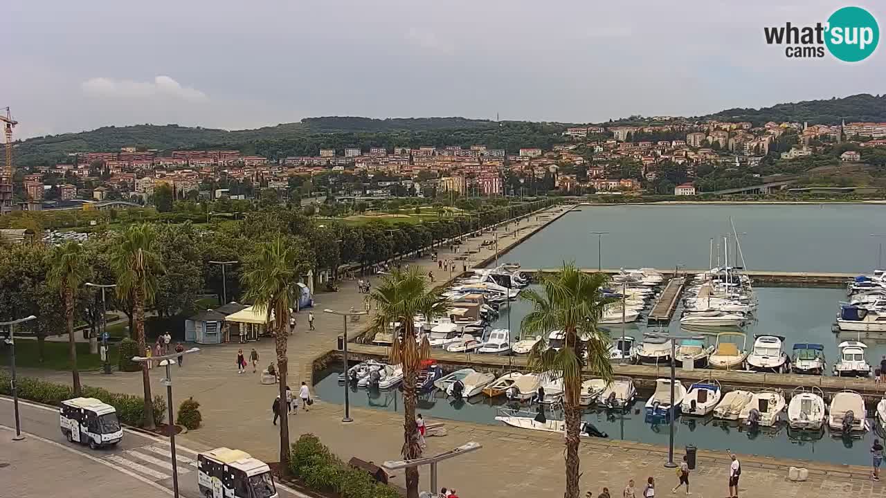 Webcam Koper – Panorama of the marina and promenade from the Grand Hotel Koper