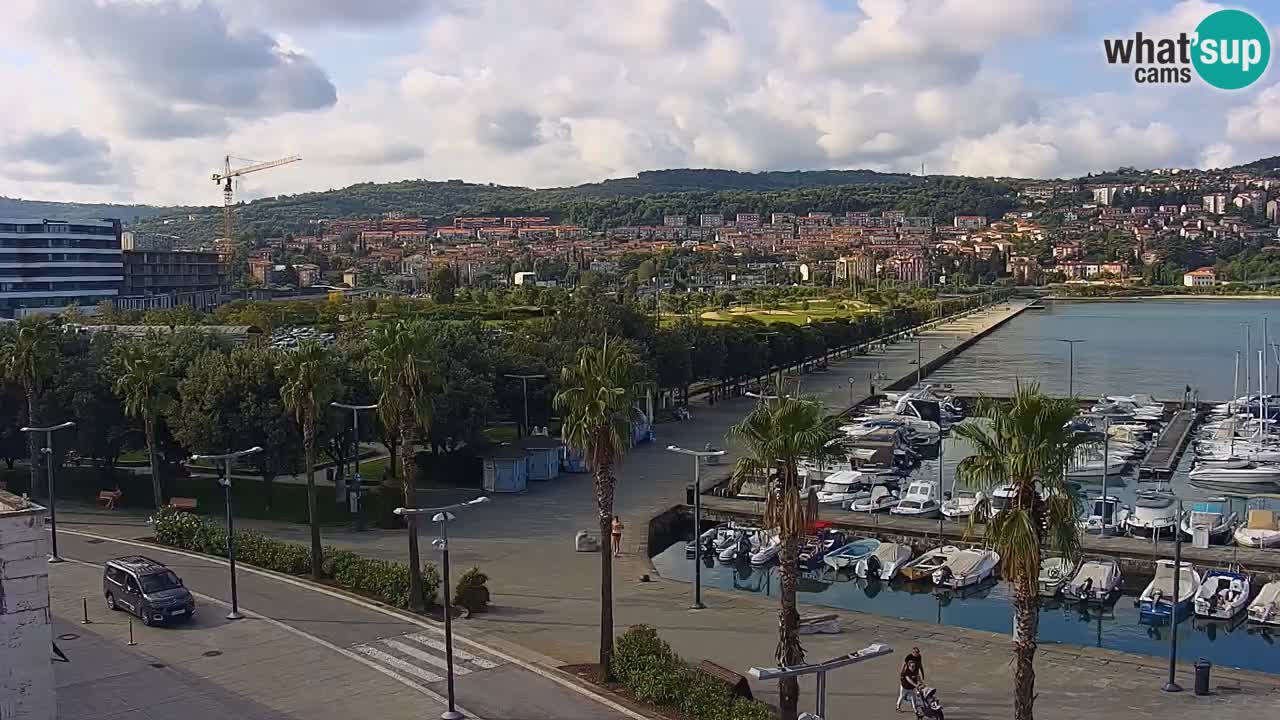 Camera en vivo Koper – puerto deportivo y paseo marítimo desde el Hotel Grand Koper