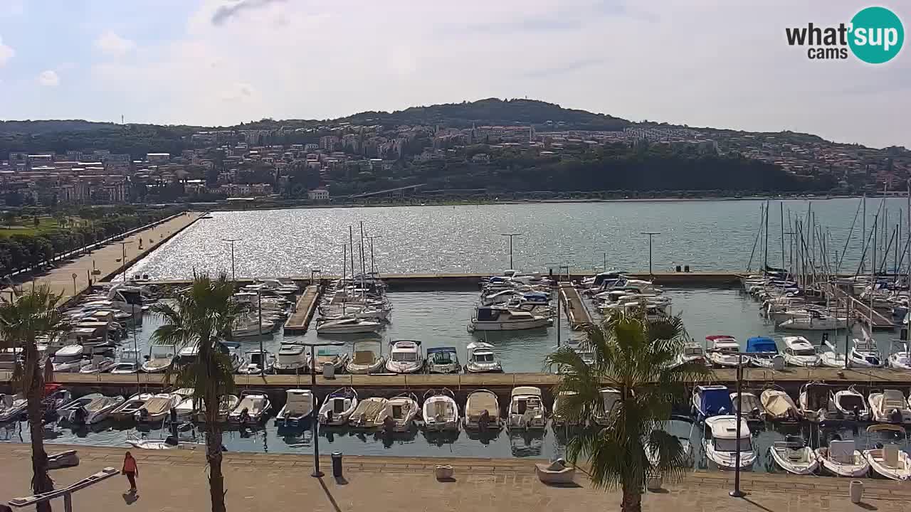 Webcam Koper – Panorama of the marina and promenade from the Grand Hotel Koper