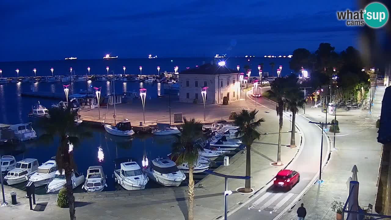 Webcam Koper – Panorama des Jachthafens und der Promenade vom Hotel Grand Koper