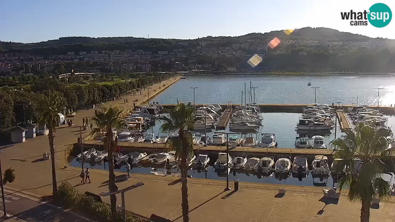 Webcam Koper – Panorama de la marina et de la promenade depuis le Grand Hotel Koper