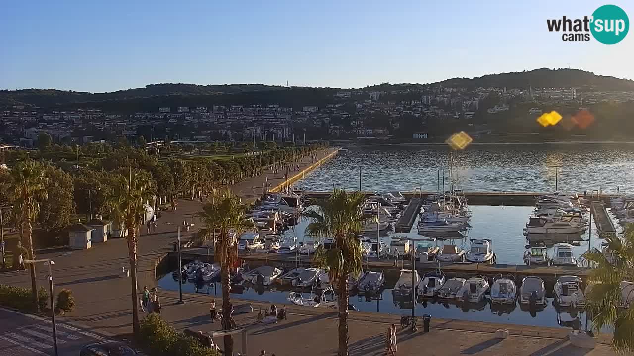 Webcam Koper – Panorama of the marina and promenade from the Grand Hotel Koper