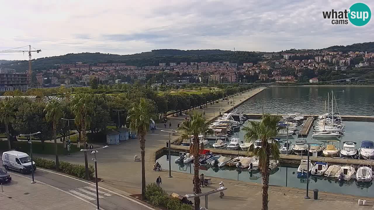 Webcam Koper – Panorama of the marina and promenade from the Grand Hotel Koper