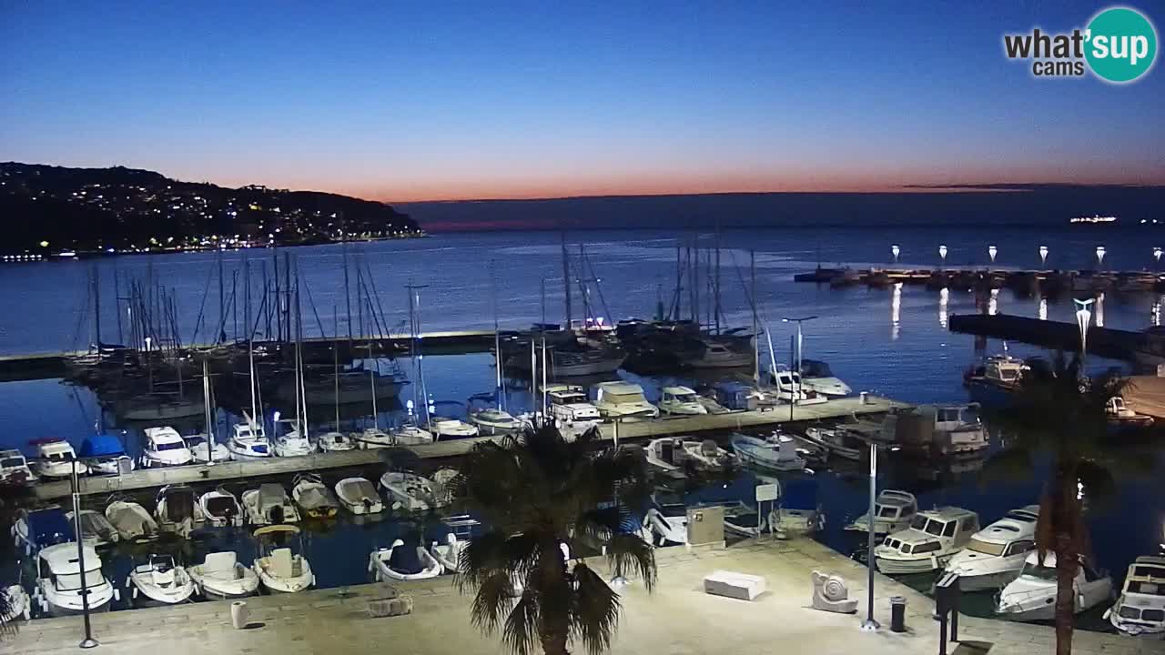 Webcam Capodistria – marina e lungo mare dall’Hotel Grand Koper