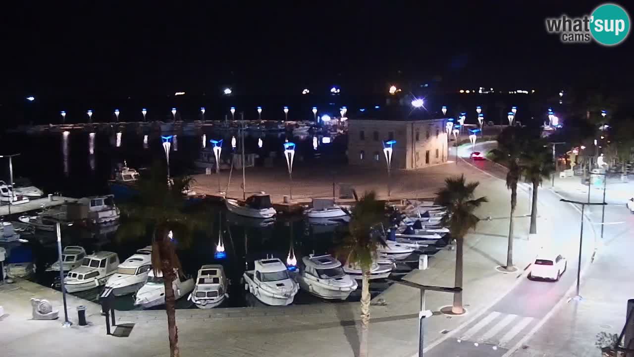 Webcam Koper – Panorama des Jachthafens und der Promenade vom Hotel Grand Koper