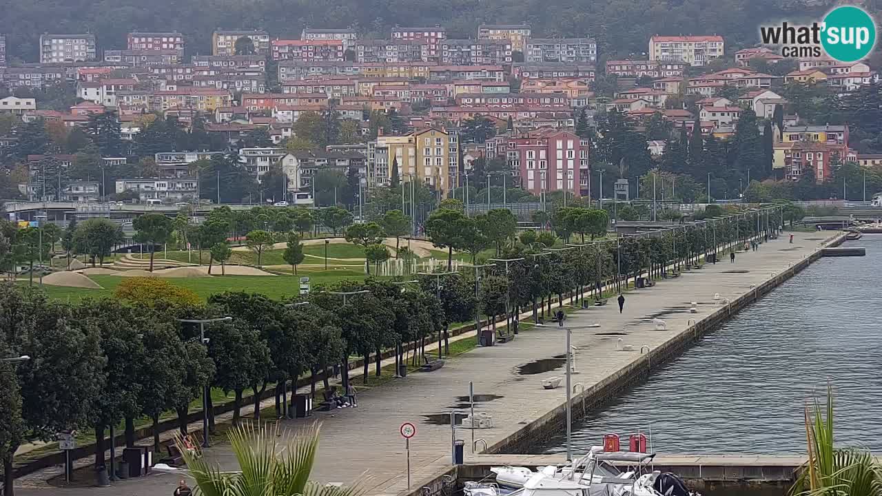 Webcam Koper – Panorama de la marina et de la promenade depuis le Grand Hotel Koper