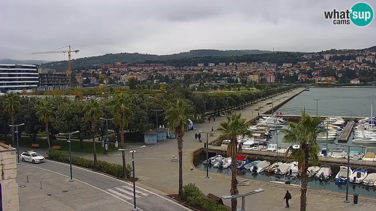 Webcam Koper – Panorama of the marina and promenade from the Grand Hotel Koper