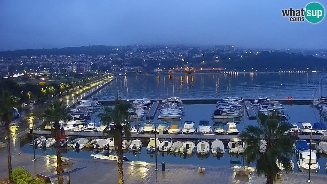 Webcam Koper – Panorama of the marina and promenade from the Grand Hotel Koper