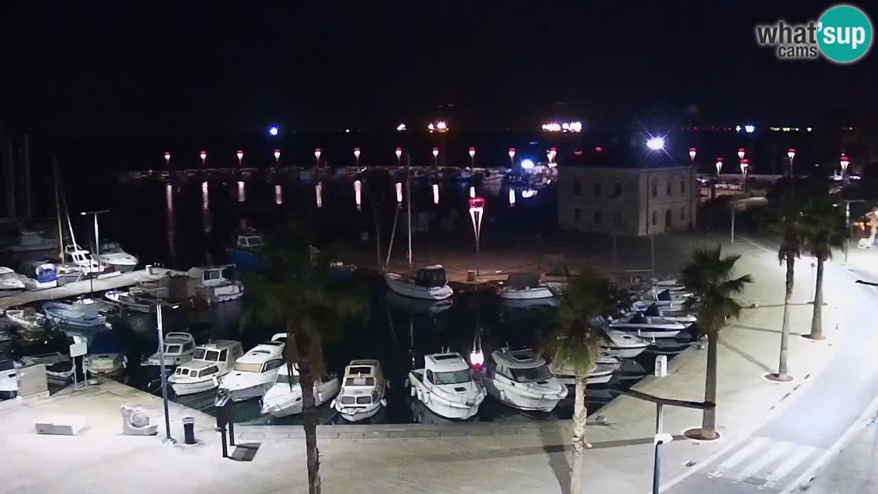 Spletna kamera Koper – Panorama na marino in promenado s Hotela Grand Koper