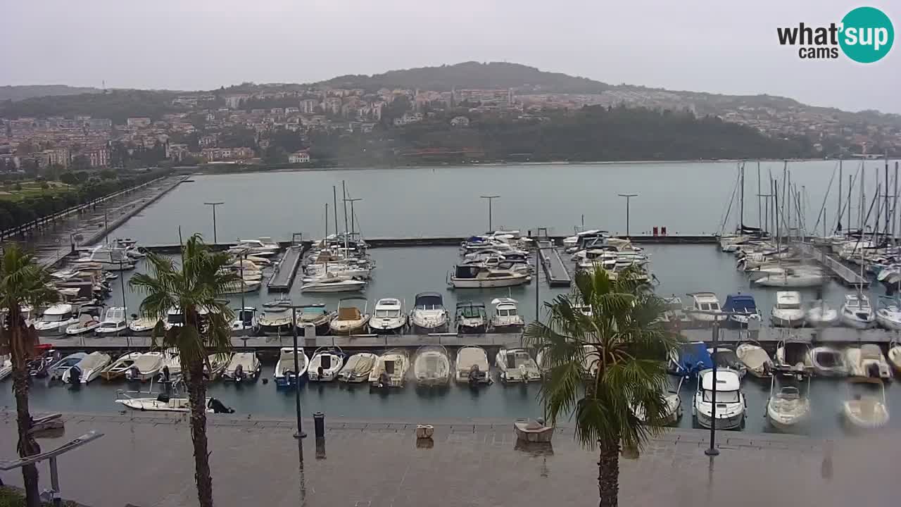 Webcam Koper – Panorama of the marina and promenade from the Grand Hotel Koper