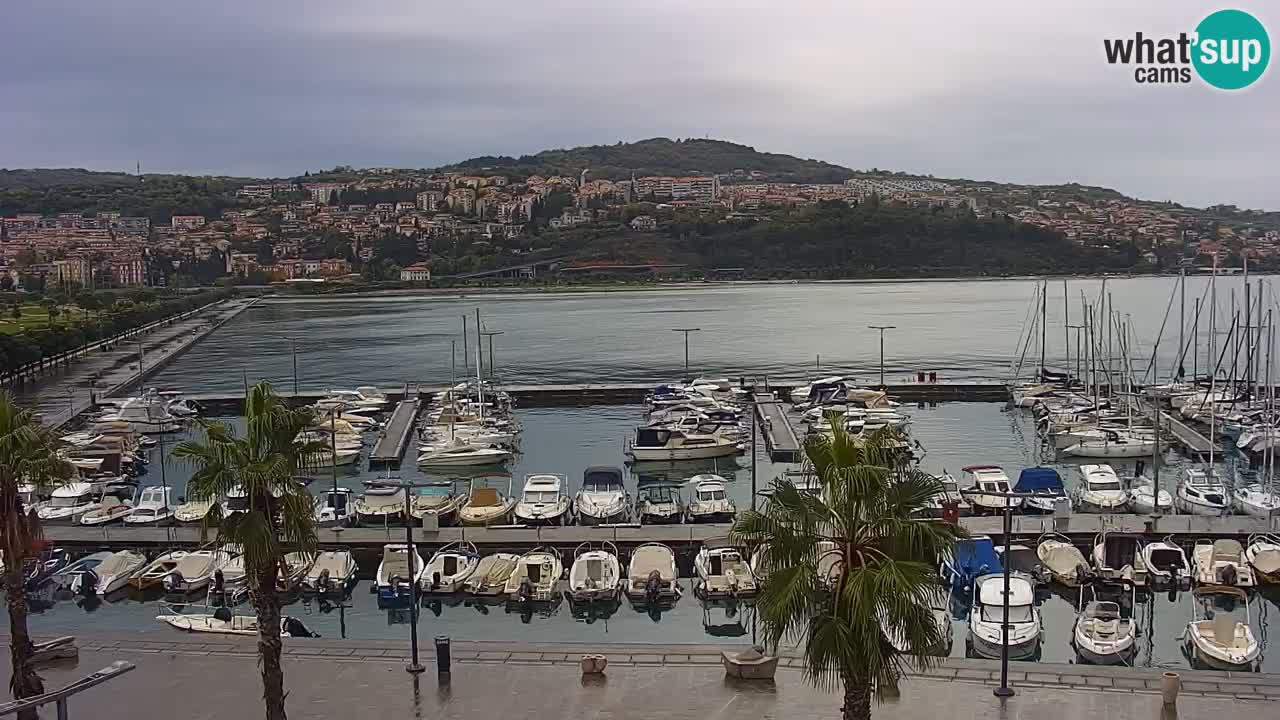 Webcam Koper – Panorama of the marina and promenade from the Grand Hotel Koper