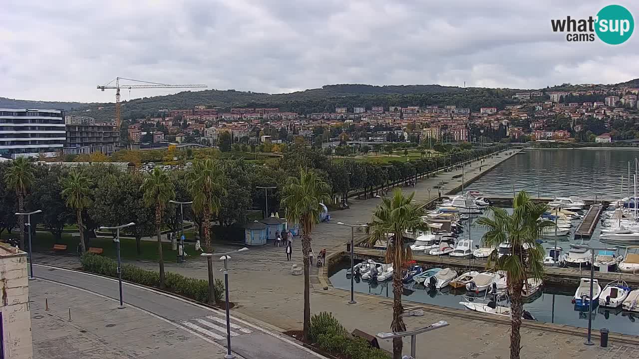 Webcam Koper – Panorama de la marina et de la promenade depuis le Grand Hotel Koper