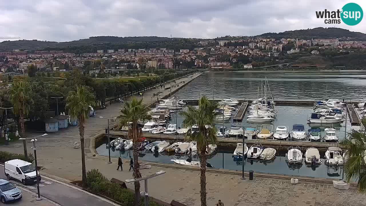 Webcam Koper – Panorama of the marina and promenade from the Grand Hotel Koper