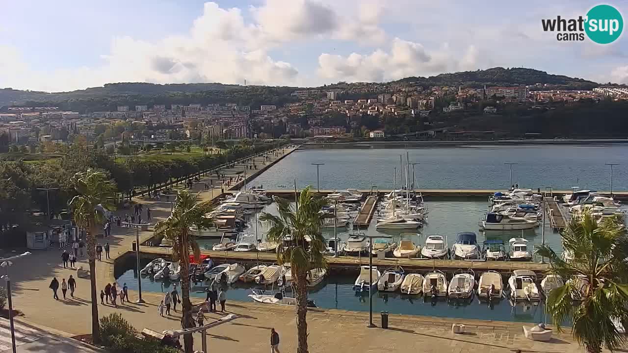 Camera en vivo Koper – puerto deportivo y paseo marítimo desde el Hotel Grand Koper