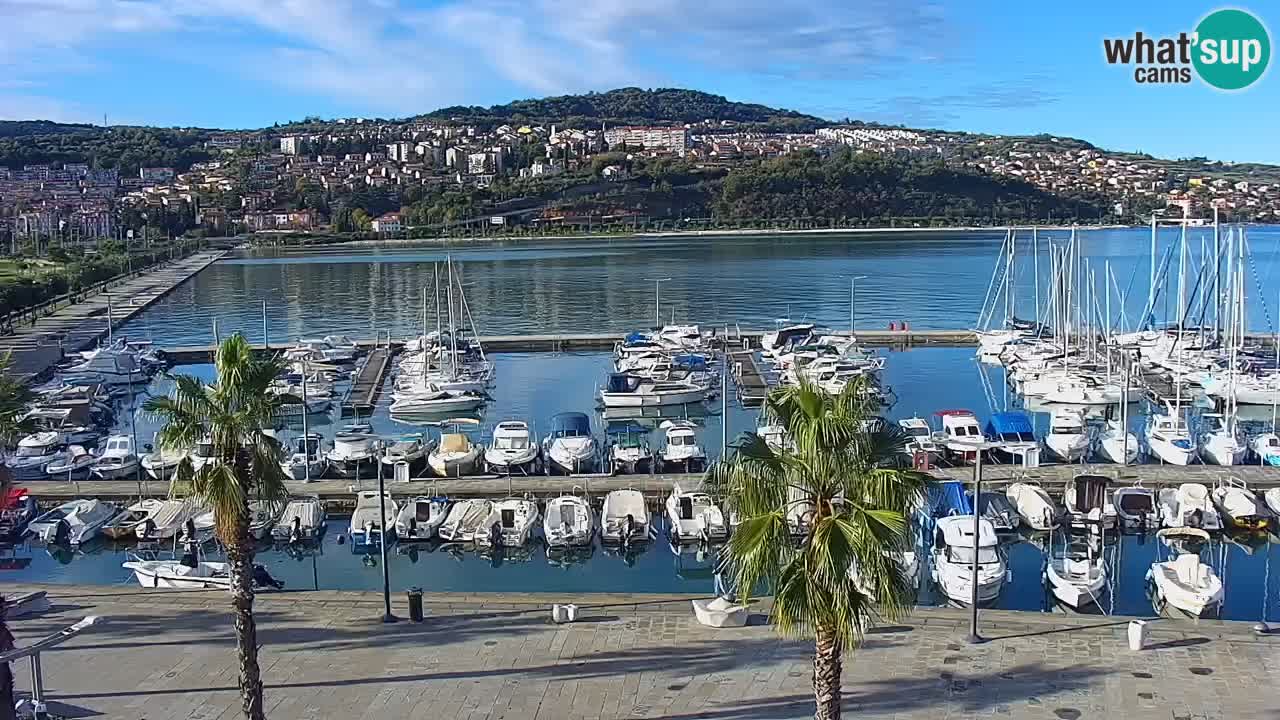 Spletna kamera Koper – Panorama na marino in promenado s Hotela Grand Koper