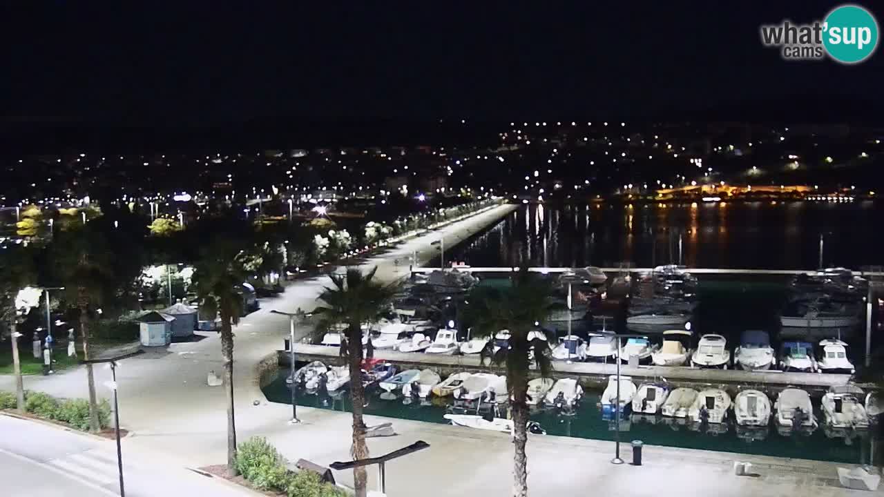 Webcam Koper – Panorama des Jachthafens und der Promenade vom Hotel Grand Koper