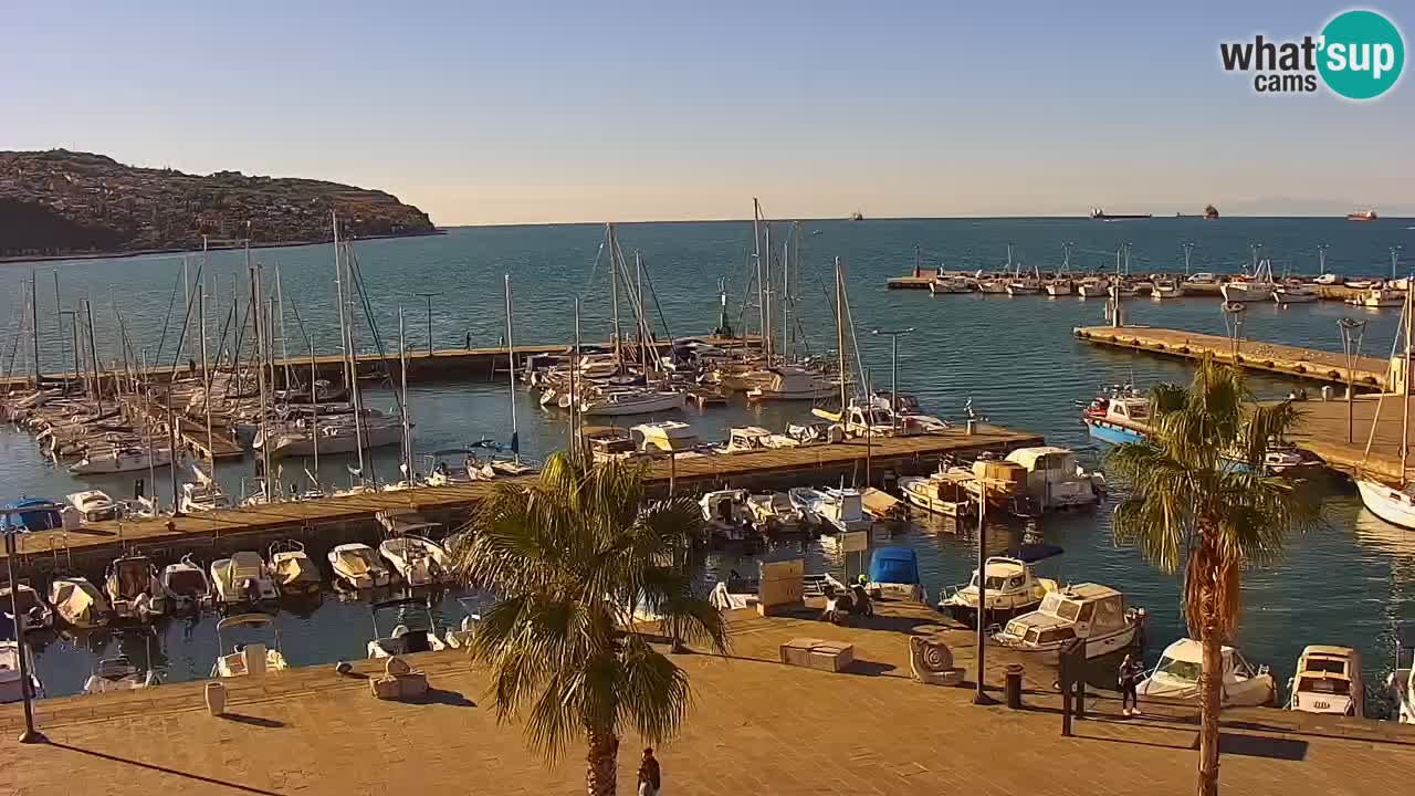 Webcam Koper – Panorama of the marina and promenade from the Grand Hotel Koper