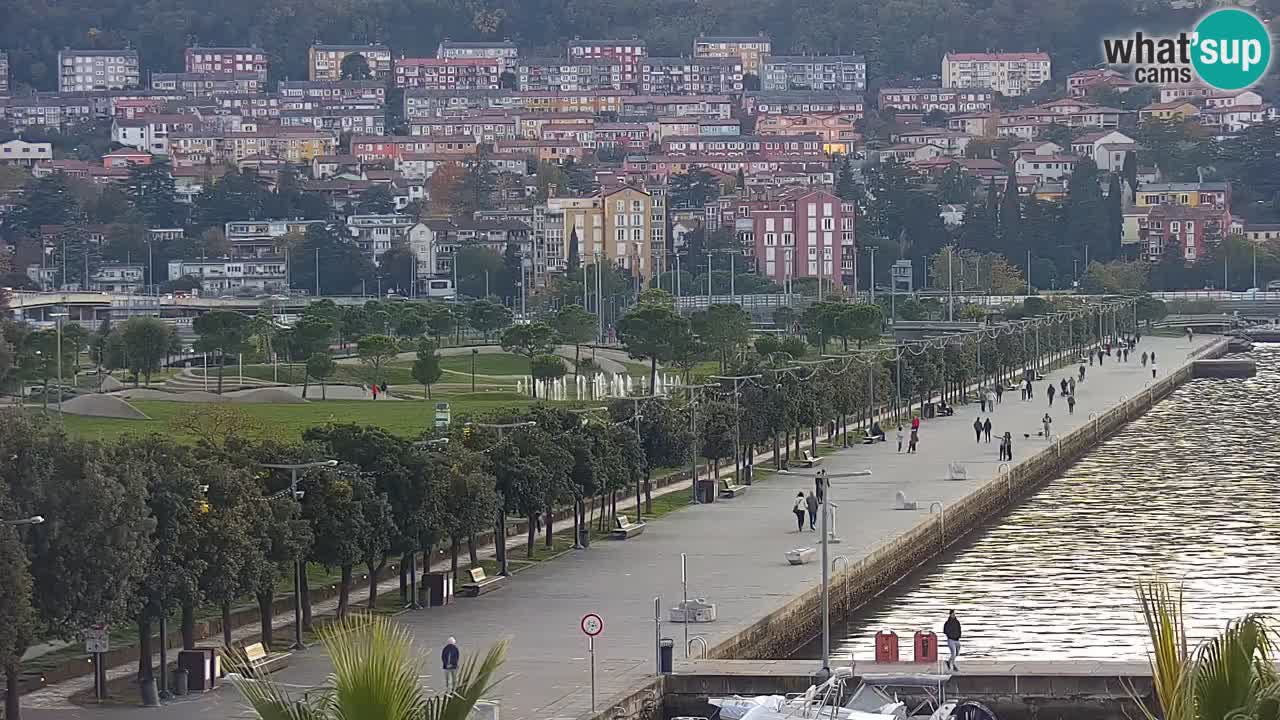 Webcam Koper – Panorama de la marina et de la promenade depuis le Grand Hotel Koper