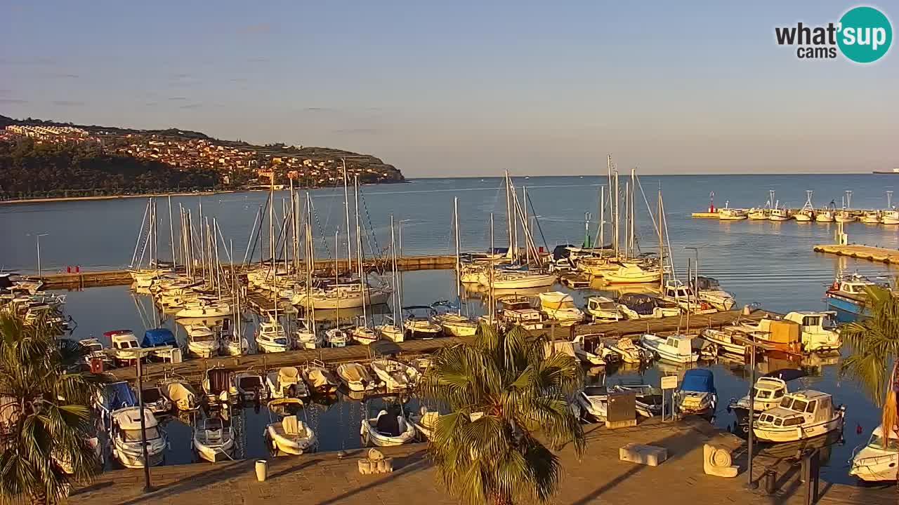 Webcam Koper – Panorama de la marina et de la promenade depuis le Grand Hotel Koper