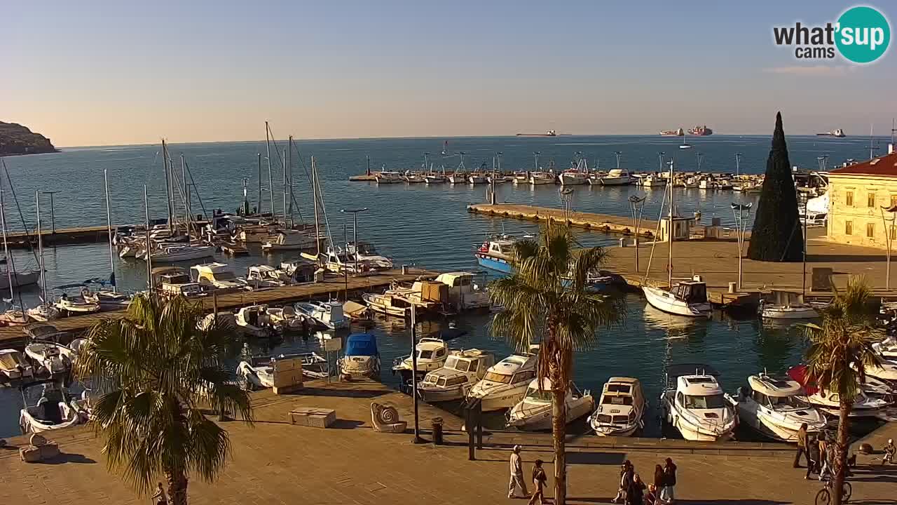 Camera en vivo Koper – puerto deportivo y paseo marítimo desde el Hotel Grand Koper
