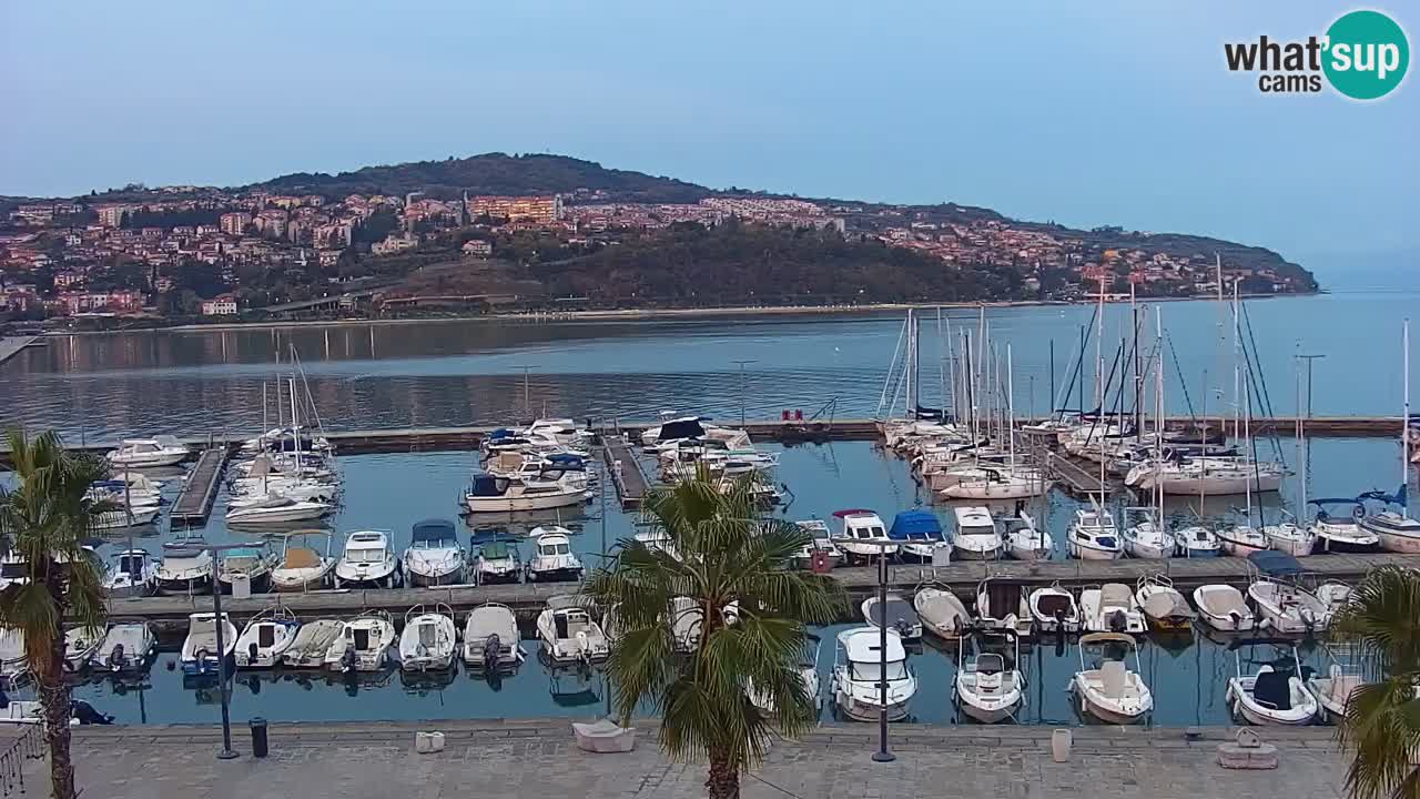 Camera en vivo Koper – puerto deportivo y paseo marítimo desde el Hotel Grand Koper