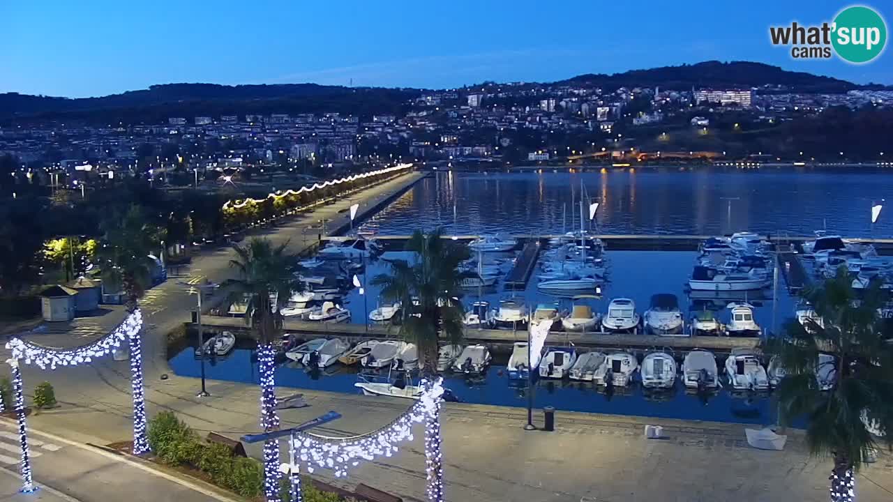 Web kamera Koper – marina i promenada – hotel Grand Koper