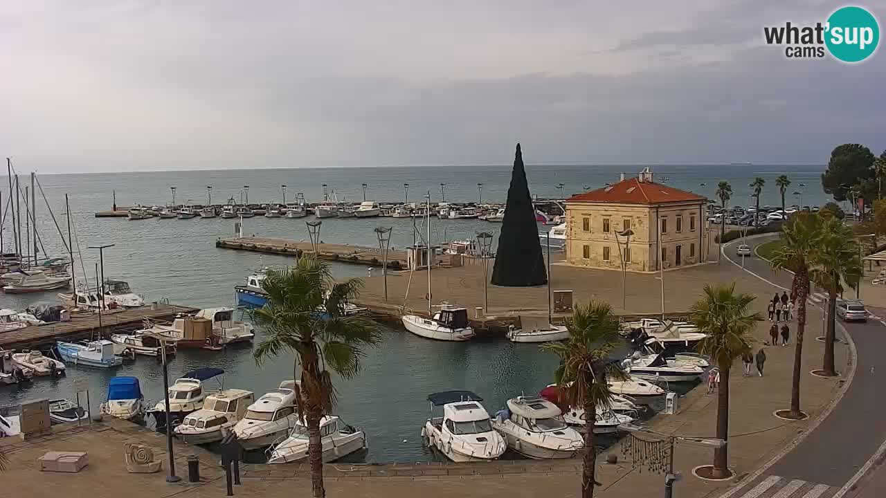 Webcam Koper – Panorama de la marina et de la promenade depuis le Grand Hotel Koper