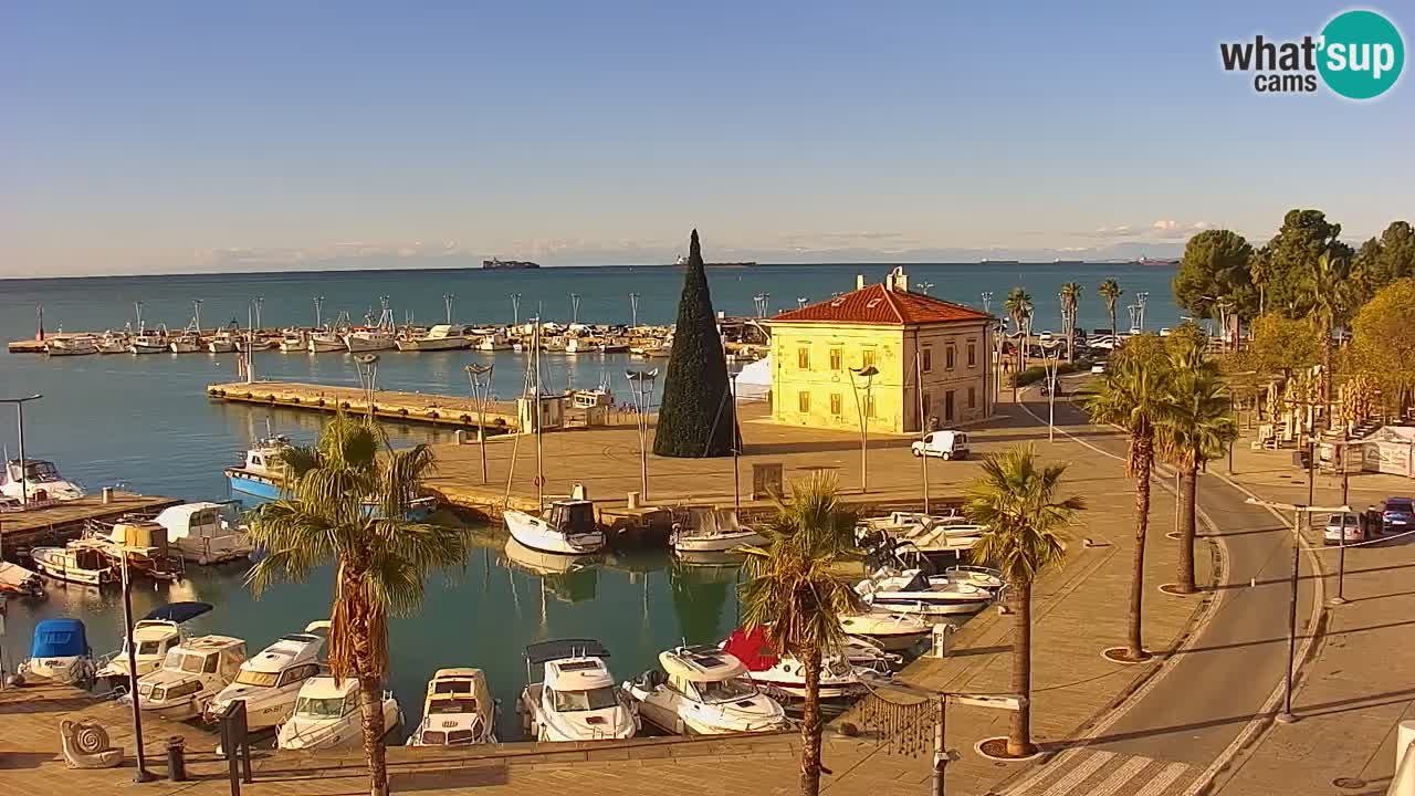 Web kamera Koper – marina i promenada – hotel Grand Koper