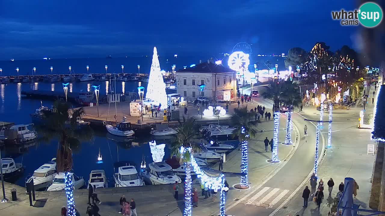 Webcam Koper – Panorama of the marina and promenade from the Grand Hotel Koper